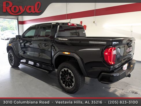 Used 2026 GMC Canyon AT4 w/ Technology Plus Package AWD/4WD image 2