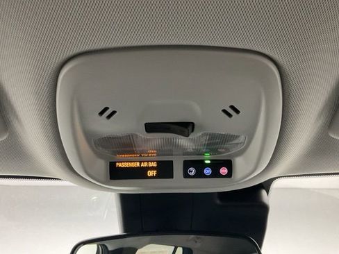 New 2026 Chevrolet Trax LT image 17