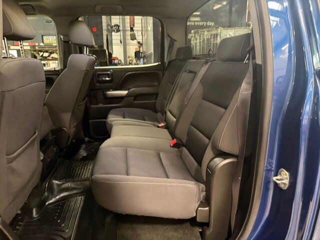 Used 2017 Chevrolet Silverado 1500 LT w/ All Star Edition AWD/4WD image 36