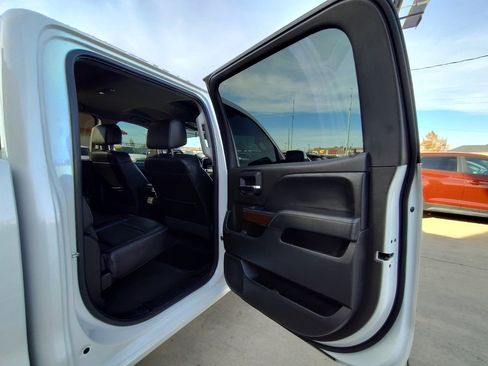 Used 2018 GMC Sierra 1500 SLT w/ Texas SLT Premium Package image 37