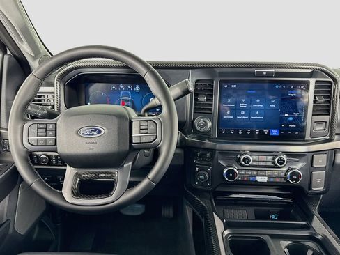 Used 2026 Ford F350 Lariat w/ Black Appearance Package AWD/4WD image 16