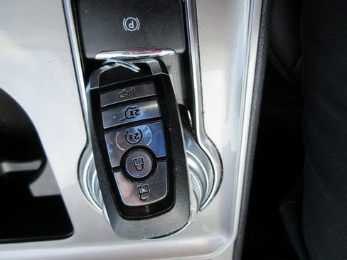 Used 2024 Ford Edge SEL w/ Convenience Package AWD/4WD image 21