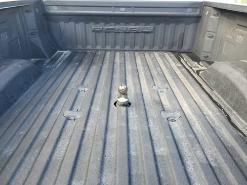 Used 2022 GMC Sierra 3500 Denali image 18