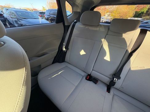 Used 2025 Hyundai Kona SEL image 39