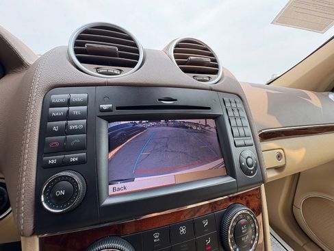 Used 2012 Mercedes-Benz GL 450 4MATIC image 22