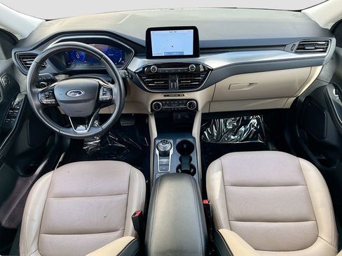 Used 2022 Ford Escape Titanium w/ Class II Trailer Tow Package image 23