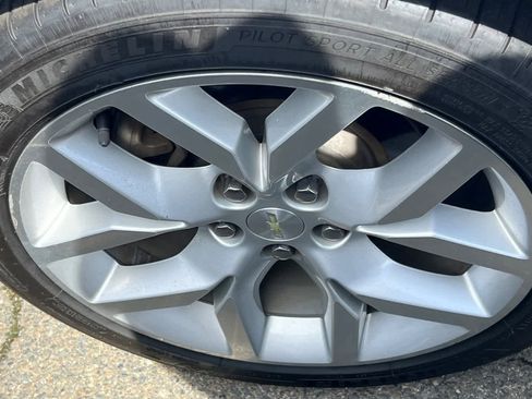 Used 2018 Chevrolet Impala Premier FWD image 17