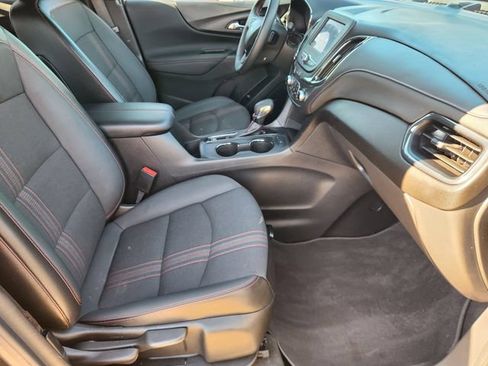 Used 2023 Chevrolet Equinox RS FWD image 14