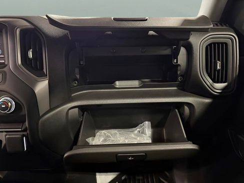 Used 2024 GMC Sierra 2500 Pro w/ Convenience Package image 21