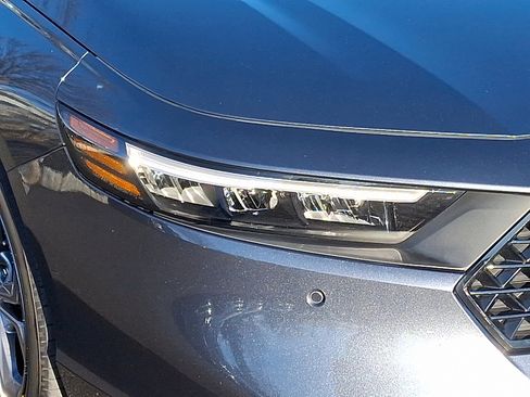 Used 2024 Honda Accord EX-L image 9
