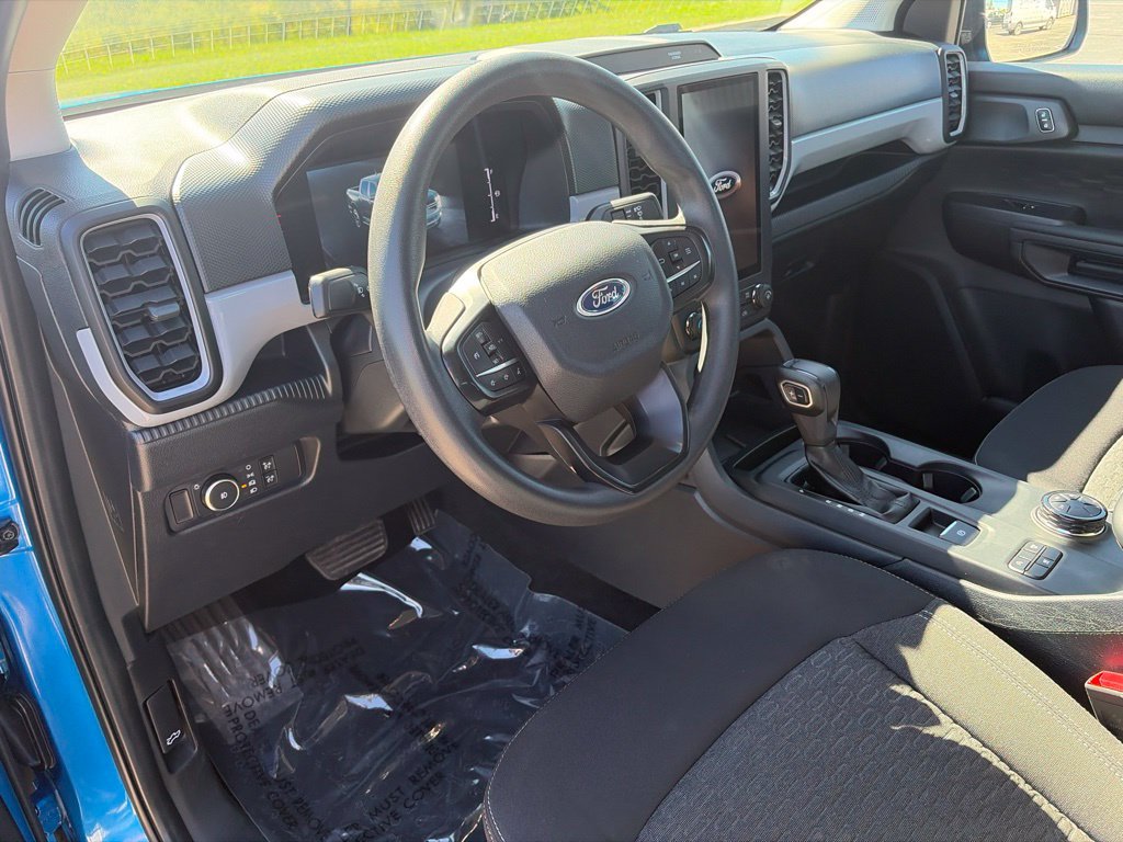 Used 2025 Ford Ranger XL AWD/4WD image 9