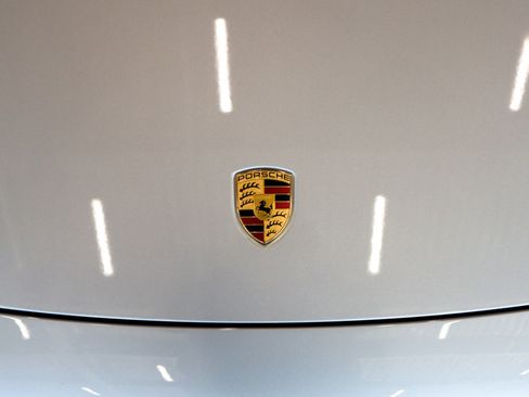 Certified 2024 Porsche 911 Carrera T image 28