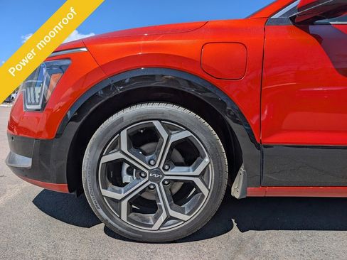 Used 2023 Kia Niro SX Touring FWD image 10