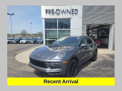Used 2020 Porsche Cayenne AWD/4WD image 1