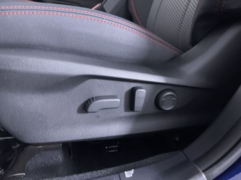 Used 2024 Subaru Forester Sport image 12