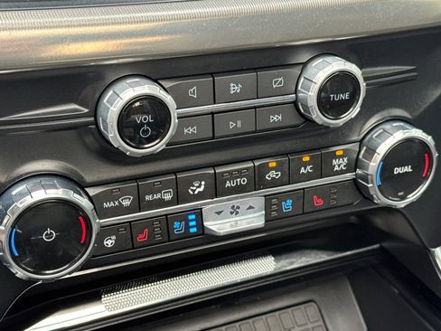 Used 2024 Ford F150 Lariat w/ Equipment Group 502A High AWD/4WD image 20