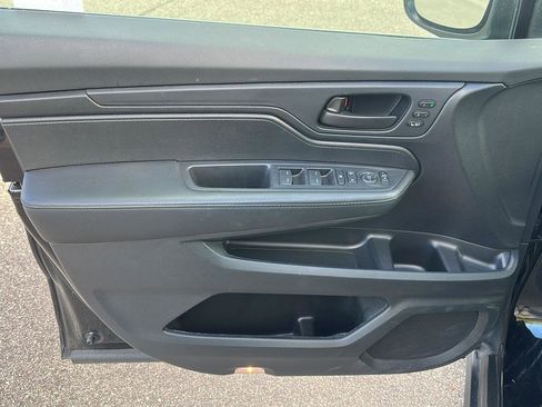Used 2025 Honda Odyssey EX-L image 9