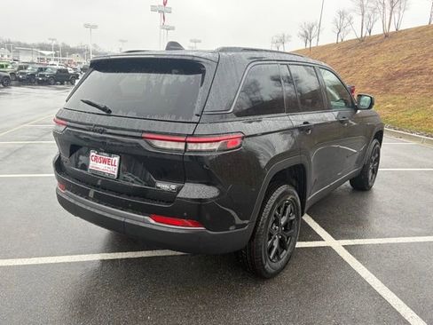 New 2026 Jeep Grand Cherokee Laredo image 41