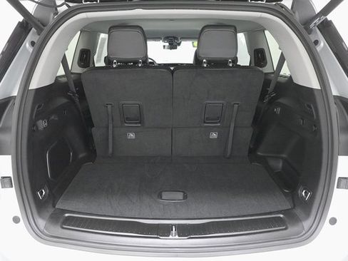 Used 2023 Jeep Grand Cherokee L Limited w/ Luxury Tech Group II image 27