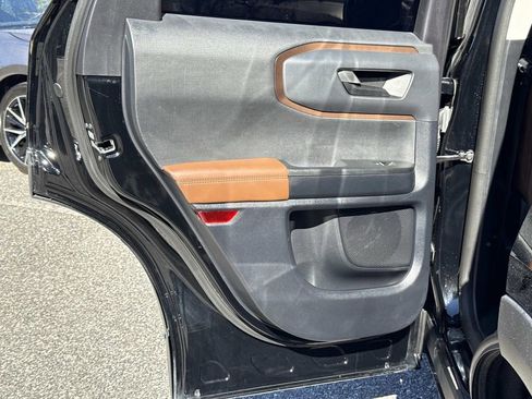 Used 2023 Ford Bronco Sport Outer Banks image 14