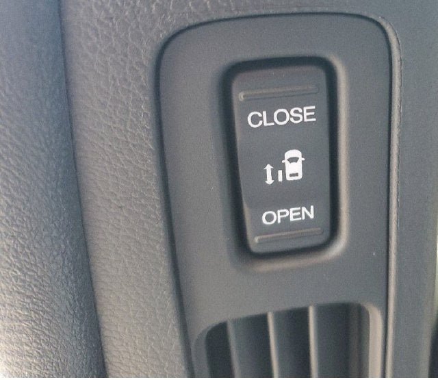 New 2026 Honda Odyssey Touring image 16