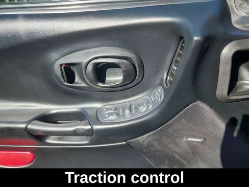 Used 2002 Chevrolet Corvette Convertible w/ Preferred Equipment Group2 image 10