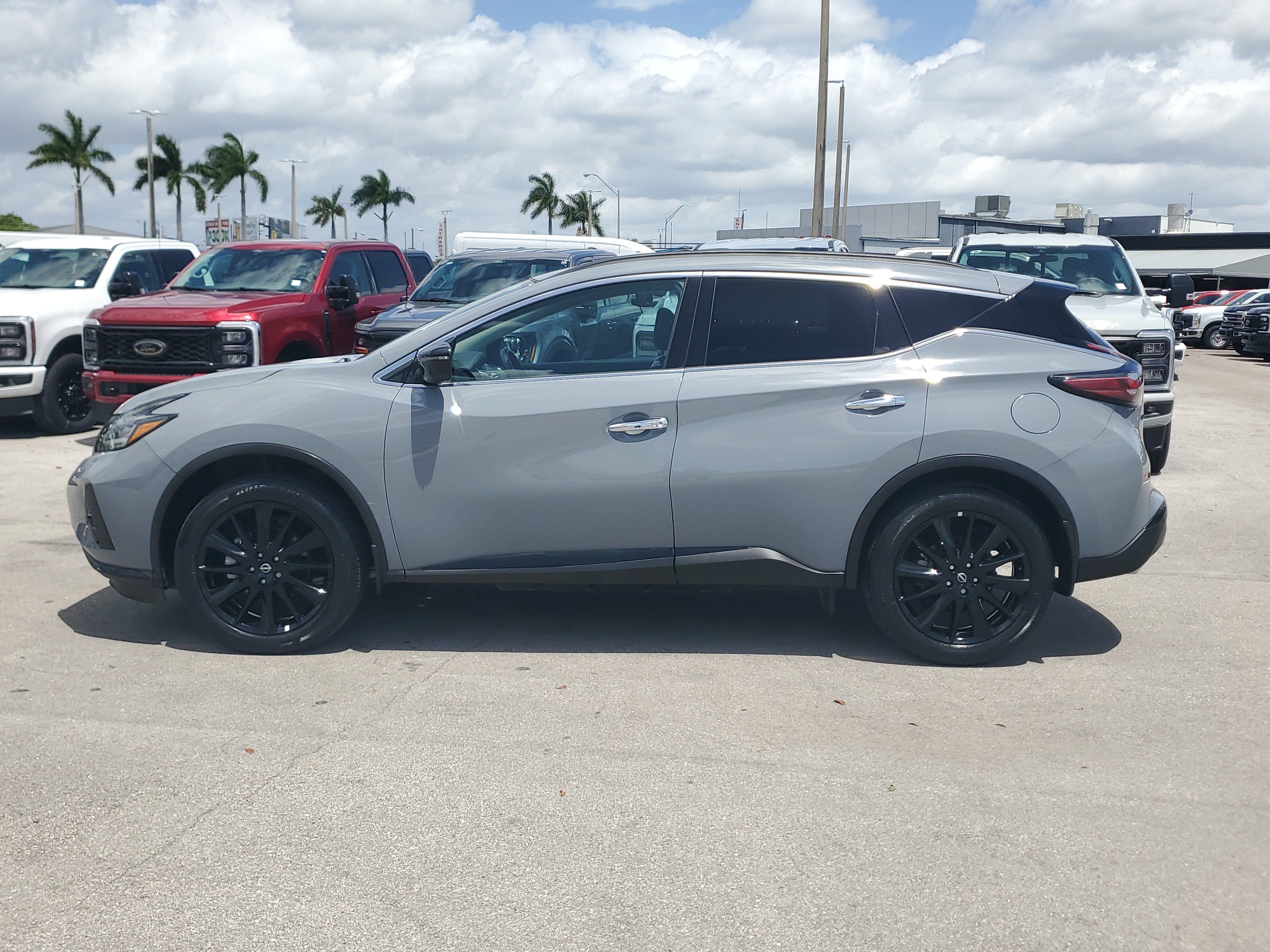 Certified 2024 Nissan Murano SV w/ SV Midnight Edition Package FWD image 8