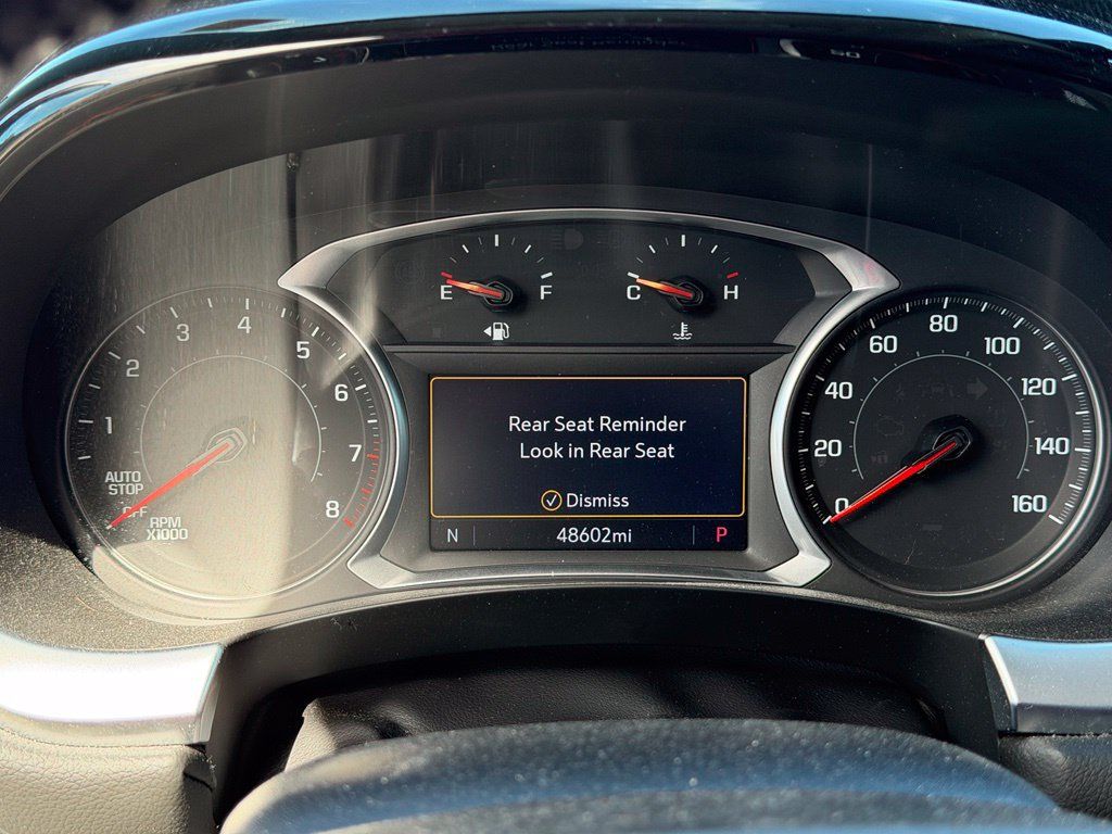Used 2021 Chevrolet Traverse LT FWD image 18
