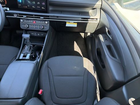 New 2026 Hyundai Tucson SE image 27