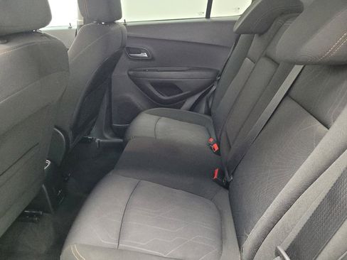 Used 2019 Chevrolet Trax LT image 18