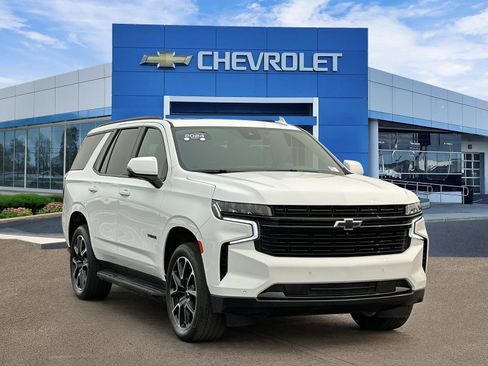 Certified 2024 Chevrolet Tahoe RST w/ Luxury Package AWD/4WD image 6