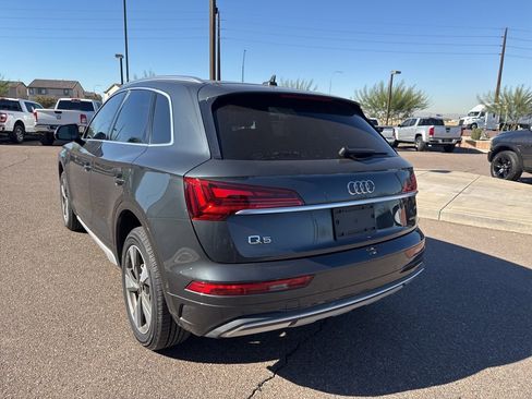 Used 2023 Audi Q5 Prestige w/ Prestige Package image 8