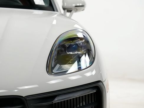 Certified 2023 Porsche Macan GTS AWD/4WD image 7