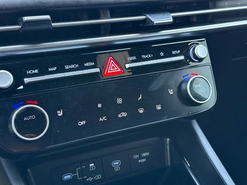 Used 2025 Hyundai Santa Cruz SEL image 23