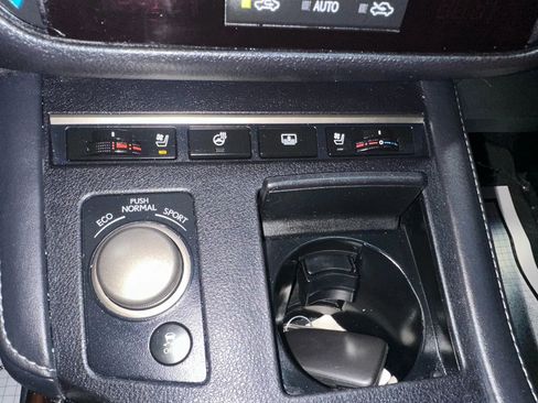 Used 2016 Lexus ES 350 image 32