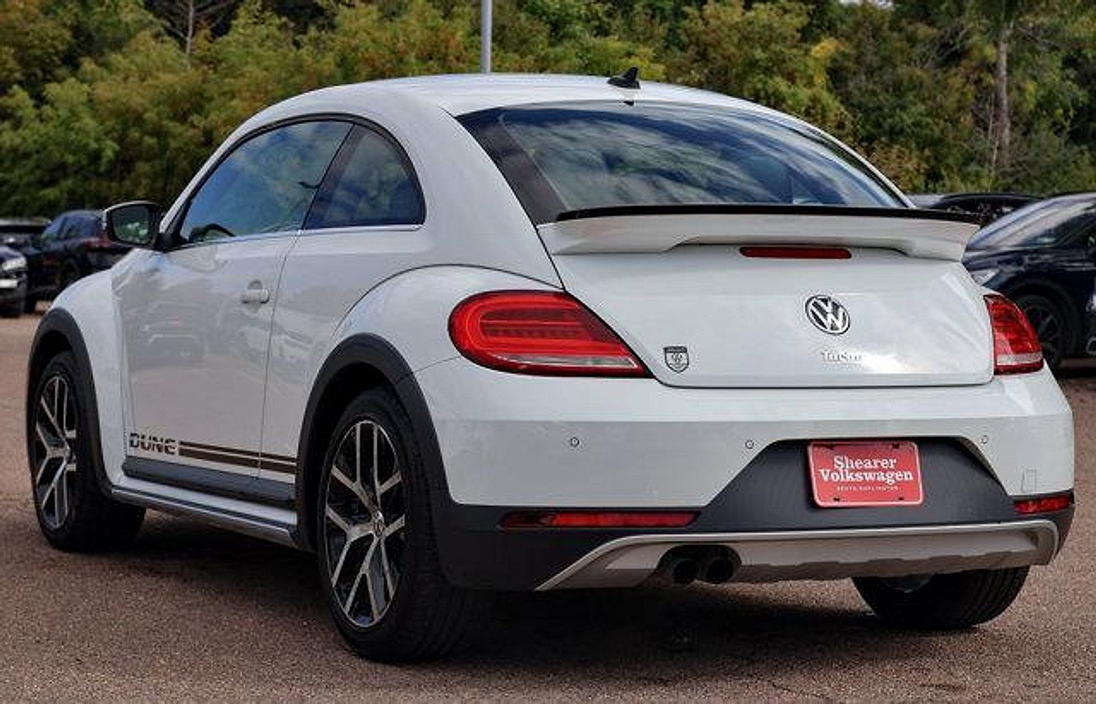 Used 2016 Volkswagen Beetle 1.8T Dune FWD image 4