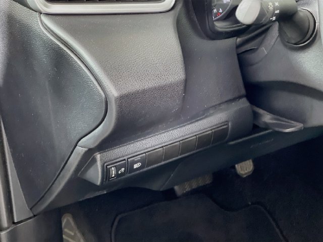 Used 2024 Toyota Corolla SE w/ SE Premium Package FWD image 11