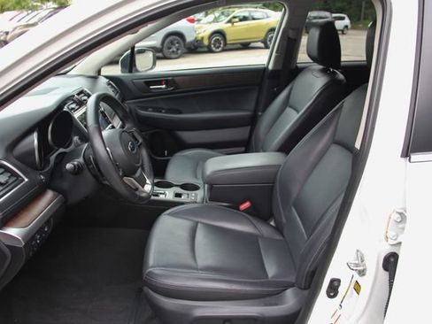 Used 2018 Subaru Outback 2.5i Limited AWD/4WD image 17