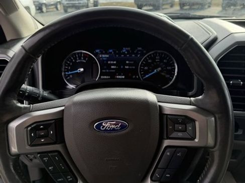 Used 2021 Ford Expedition XLT image 10