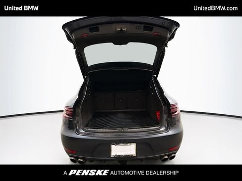 Used 2017 Porsche Macan S image 14