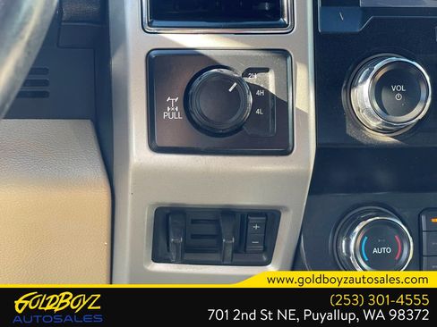 Used 2019 Ford F350 Lariat w/ Lariat Value Package AWD/4WD image 34