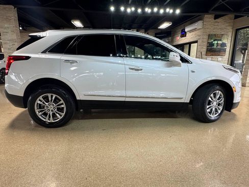 Used 2020 Cadillac XT5 Premium Luxury w/ LPO, Floor Liner Package FWD image 8