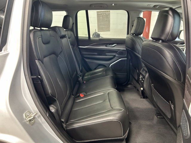Used 2023 Jeep Grand Cherokee 4WD 4xe image 18