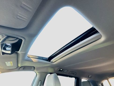 Used 2024 Honda Odyssey EX-L image 21