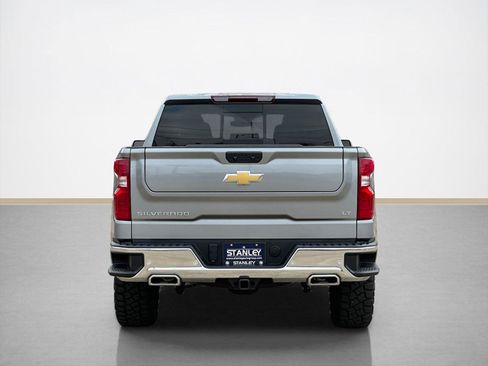 Used 2025 Chevrolet Silverado 1500 LT image 6