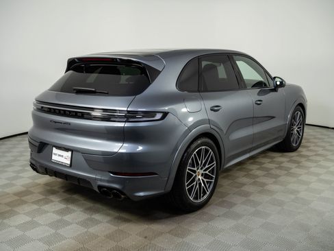 New 2026 Porsche Cayenne GTS AWD/4WD image 29
