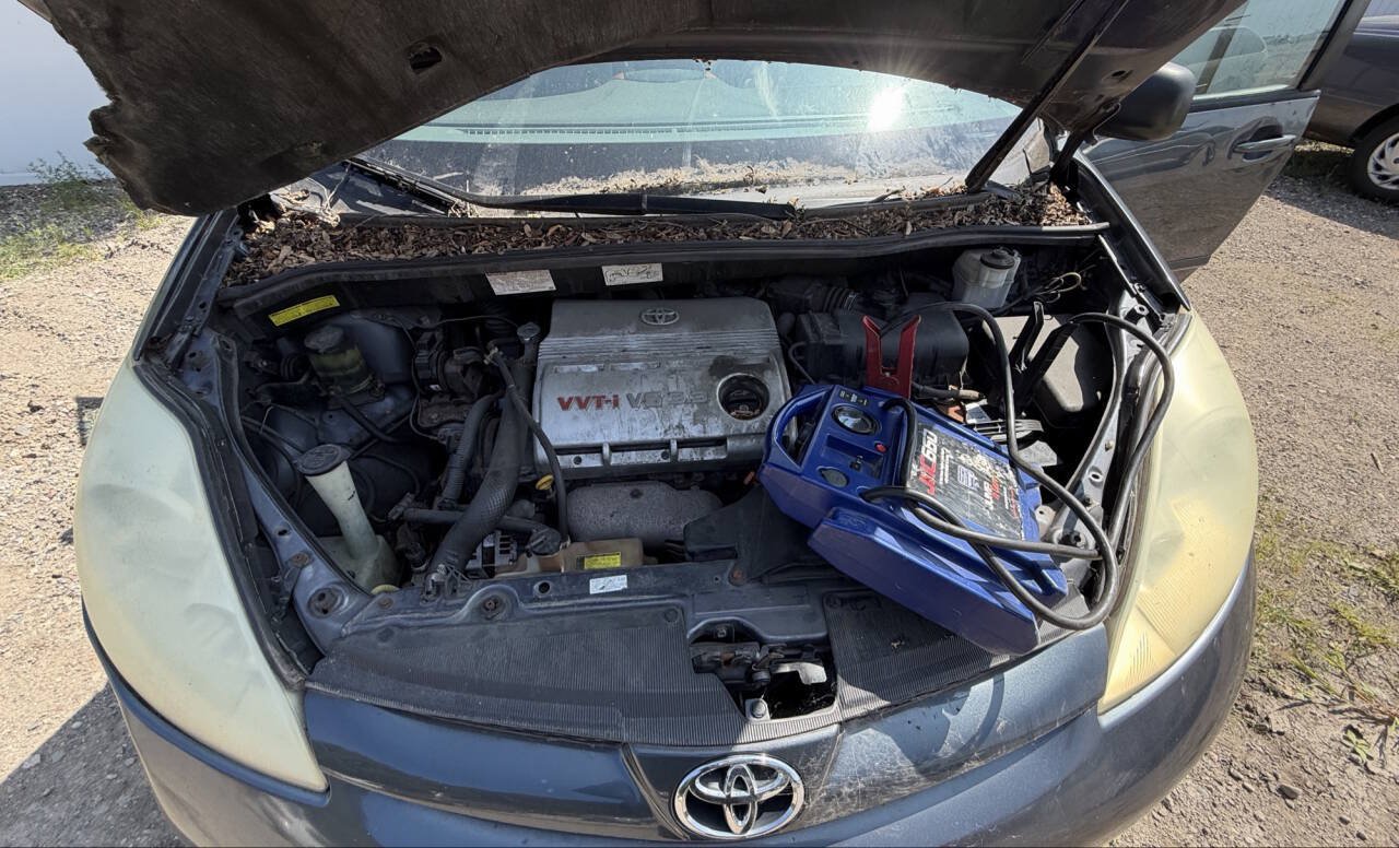 Used 2006 Toyota Sienna XLE FWD image 44