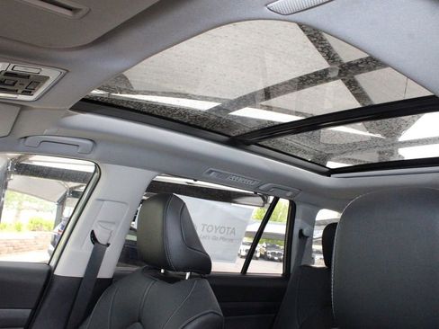 New 2026 Toyota Grand Highlander AWD image 4