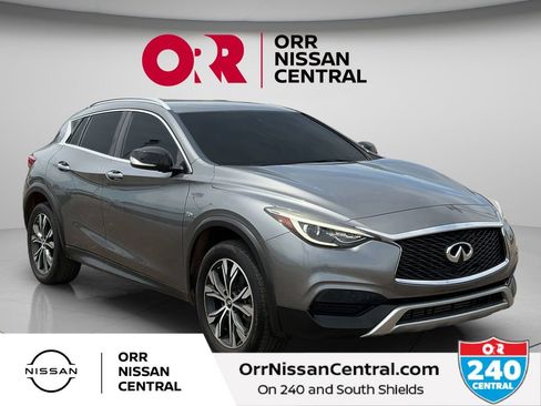 Used 2018 INFINITI QX30 AWD w/ Cargo Package image 3