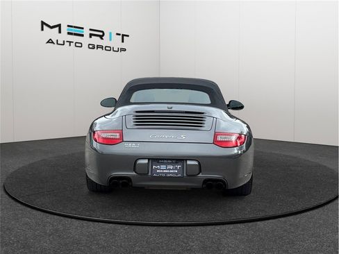 Used 2010 Porsche 911 Carrera S image 8